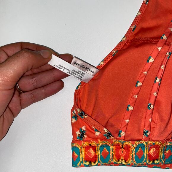 Nanette Lepore Coral Bindi Stargazer Bikini Swim Bathing Suit Top Womens Size XS - Picture 7 of 9